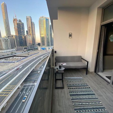 شقة Urban Getaway Dubai Downtown المظهر الخارجي الصورة