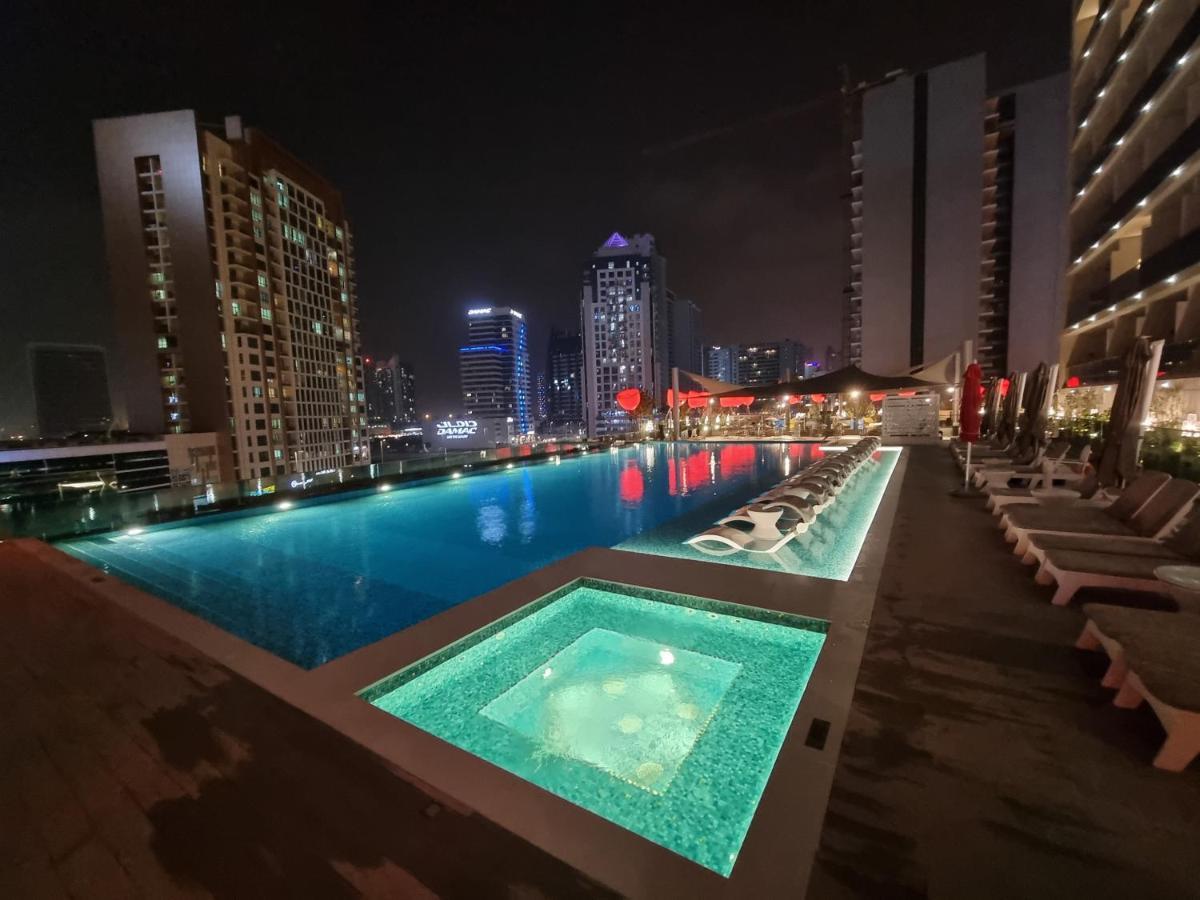 شقة Urban Getaway Dubai Downtown المظهر الخارجي الصورة